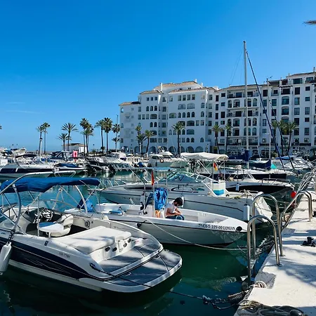 Duquesa Suites With Sea View *